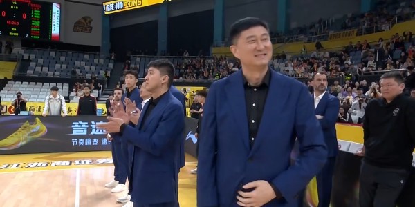 云开体育官网-双杀广厦再传4好消息！杜锋用活奎、麦，还有2件事更让粤迷兴奋